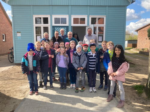 Einweihung blaues Haus